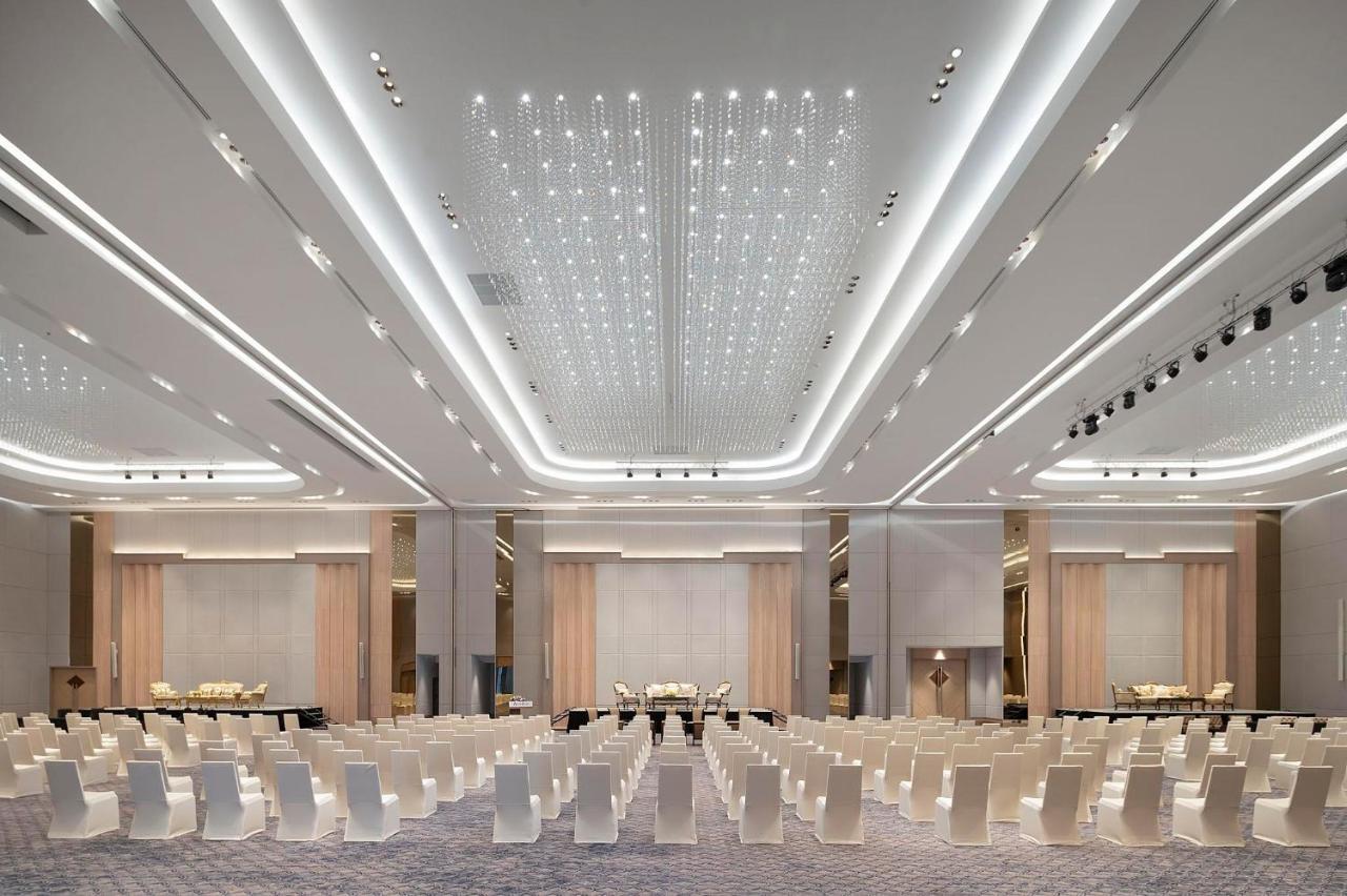 Asawin Grand Convention Hotel Bangkok Exterior photo